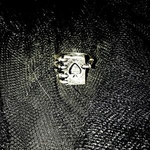 Skeleton Card Ring